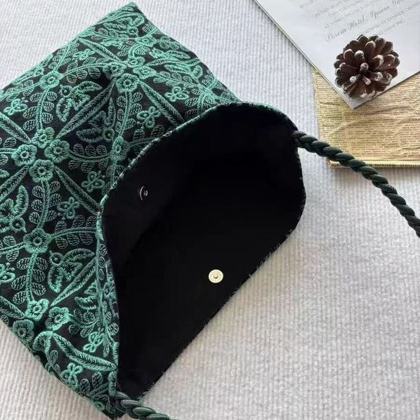 新作発売！ 葉音が聞こえる編みトートバッグ フリー グリーン刺繍