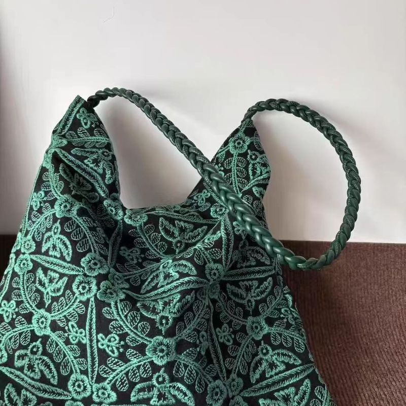 新作発売！ 葉音が聞こえる編みトートバッグ フリー グリーン刺繍
