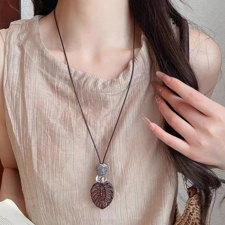 好評発売中 葉っぱ形 レトロ ネックレス フリー 写真と同じ