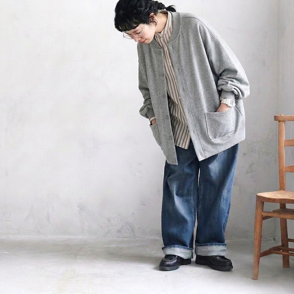 ゆったりシルエットが可愛らしい、万能アウターブルゾン M グレー