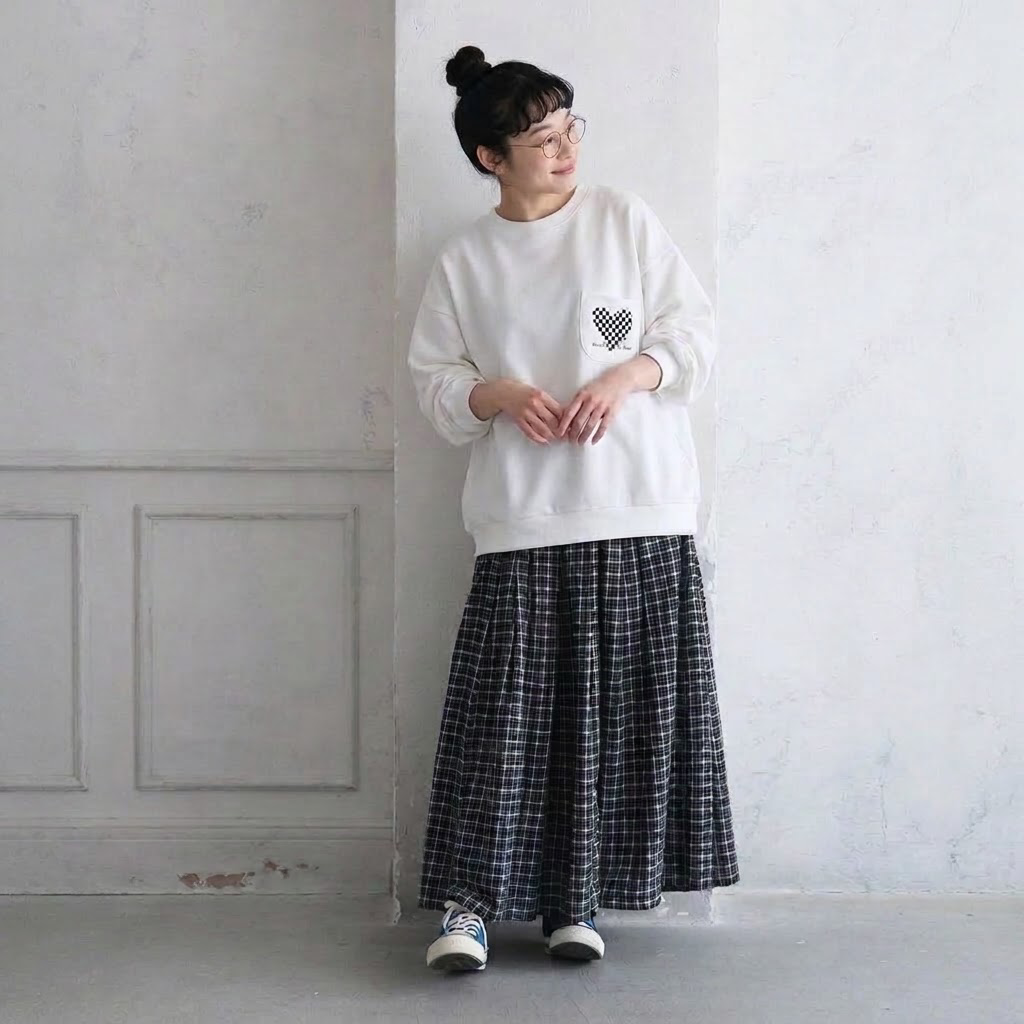 胸元の小さな遊び心がかわいい、チェック柄プリントのゆったりスウェット M グリーン