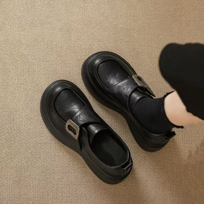 ころんとしたフォルムが可愛い、やわらかスリッポンローファー 22.5 ブラック