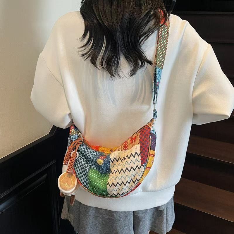 あれこれ楽しい、布つぎはぎバッグ。 フリー 写真通り