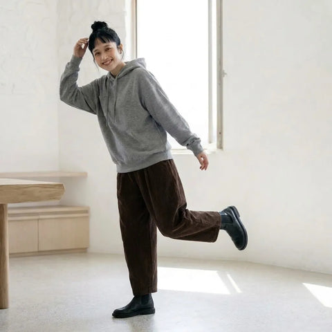 ウエストゴムで楽ちん、ルーズコーデュロイパンツ カジュアル ガウチョパンツ M パープル